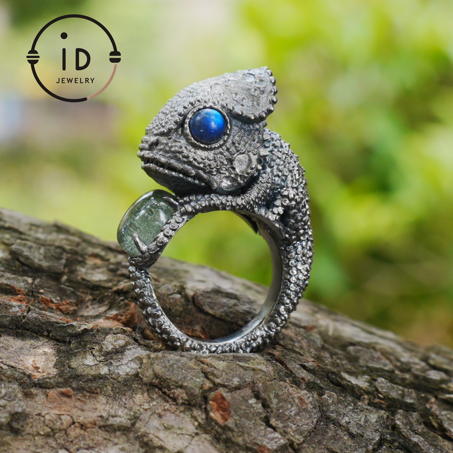Silver Lizard Ring in 925 Silver with Labradorite, Solid Statement Ring in Totem and Naturecore Style, Handmade Gift for Her