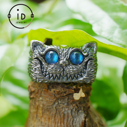 Sterling silver cat face ring with labradorite, oxidized totem animal ring gift for men and women, mystical boho jewelry