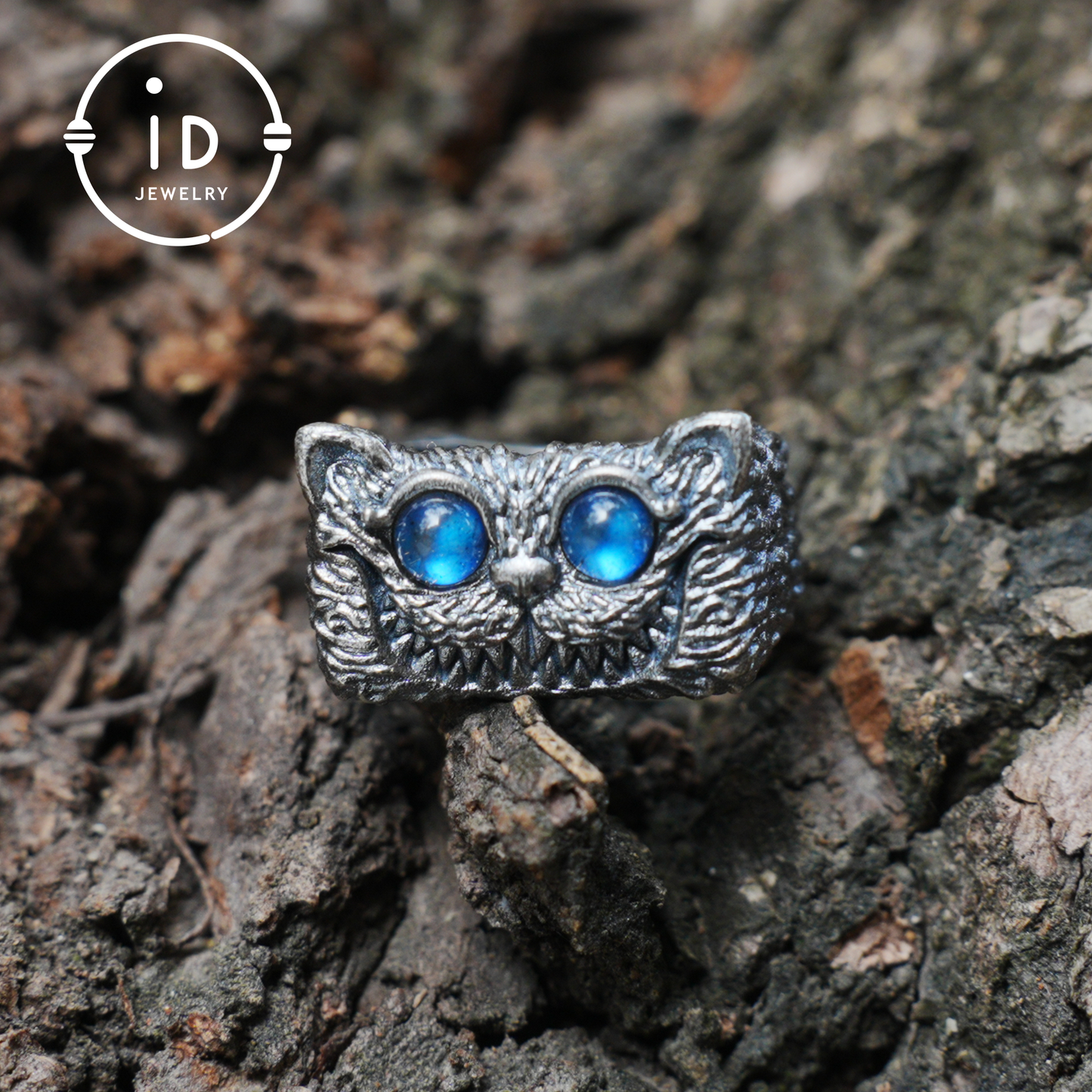 Sterling silver cat face ring with labradorite, oxidized totem animal ring gift for men and women, mystical boho jewelry