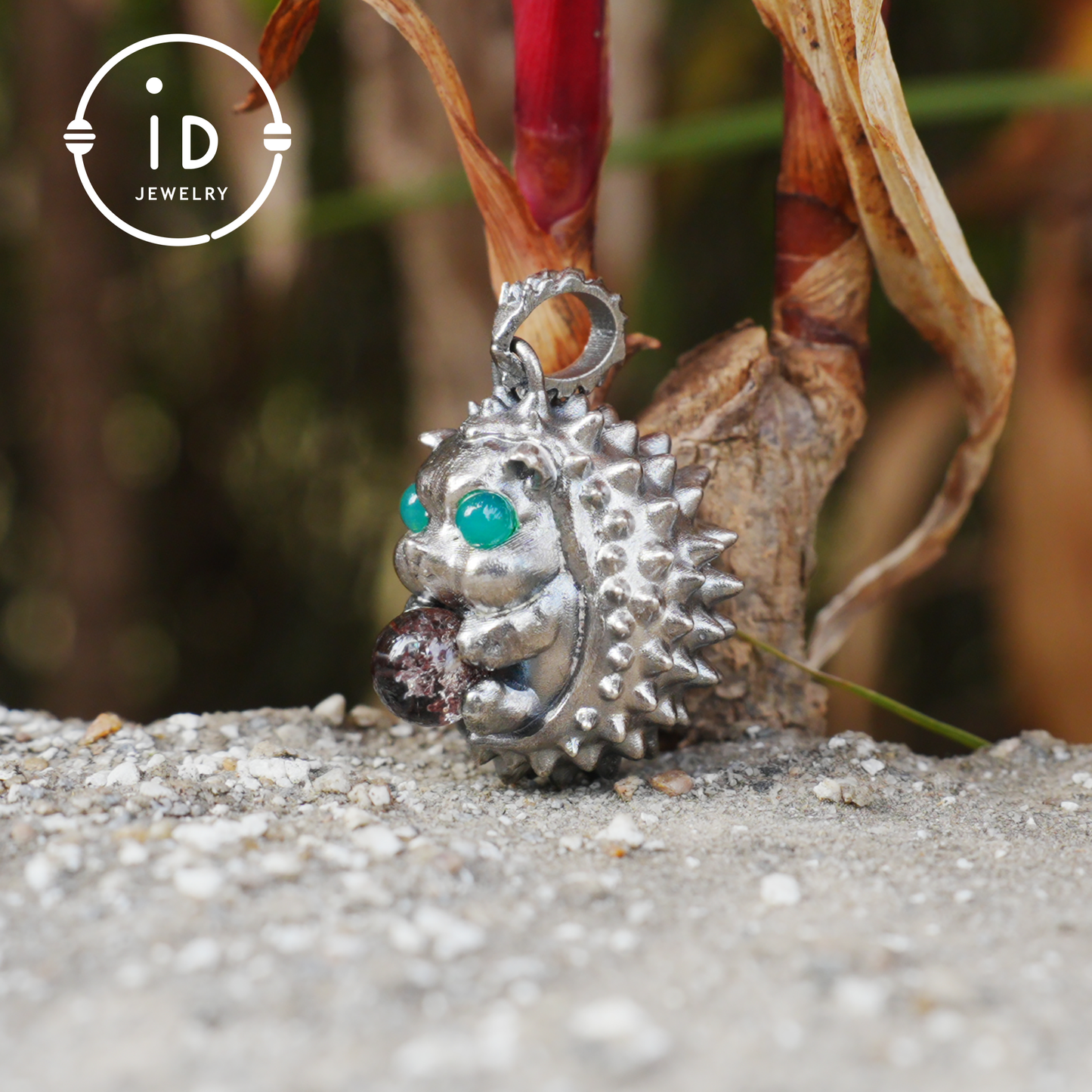 Hedgehog Pendant in 925 Sterling Silver with Phantom Quartz and Green Chalcedony, Oxidized Gothic Vintage Necklace Gift for Him