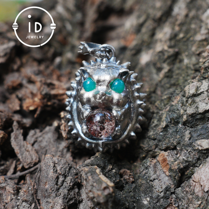 Hedgehog Pendant in 925 Sterling Silver with Phantom Quartz and Green Chalcedony, Oxidized Gothic Vintage Necklace Gift for Him