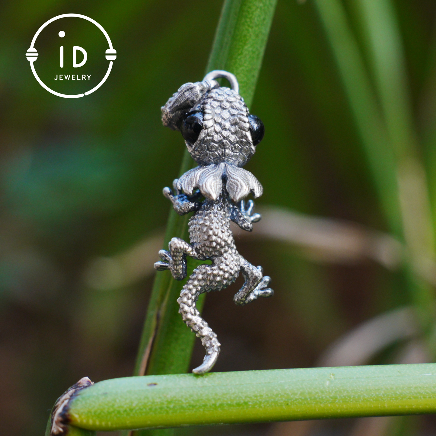 Lizard Pendant in 925 Sterling Silver with Textured Finish, Reptile Totem Vintage Necklace, Unisex Animal Jewelry Gift for Men and Women