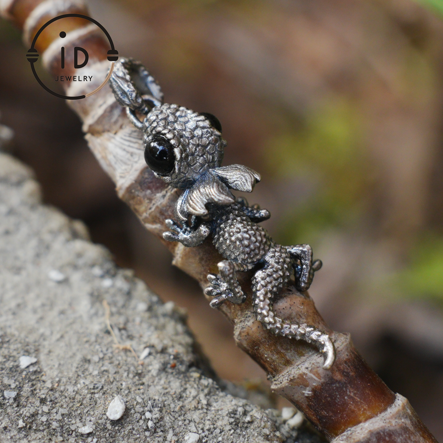 Lizard Pendant in 925 Sterling Silver with Textured Finish, Reptile Totem Vintage Necklace, Unisex Animal Jewelry Gift for Men and Women