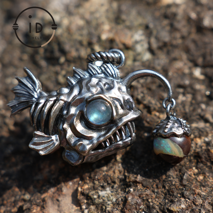 925 Sterling Silver Anglerfish Pendant with Labradorite – Handmade Artistic Jewelry for Ocean Lovers