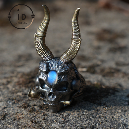 Underworld Guardian Ring, Skull Totem with Labradorite Eye, Horns of Judgment, Nordic Dark Mythology-Inspired Statement Jewelry