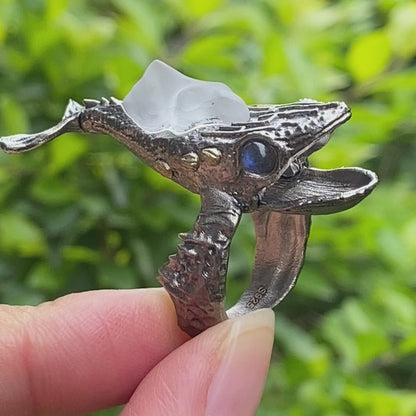 Silver Fish Ring in 925 Silver with White Quartz and Labradorite, Adjustable Statement Ring in Naturecore Style, Handmade Gift for Her