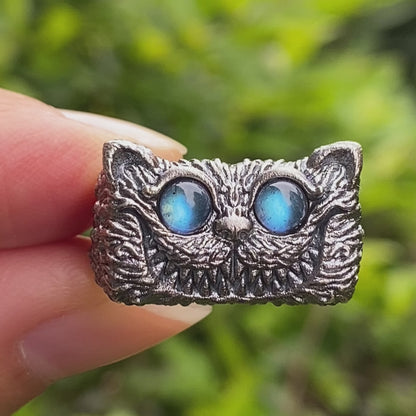 Sterling silver cat face ring with labradorite, oxidized totem animal ring gift for men and women, mystical boho jewelry